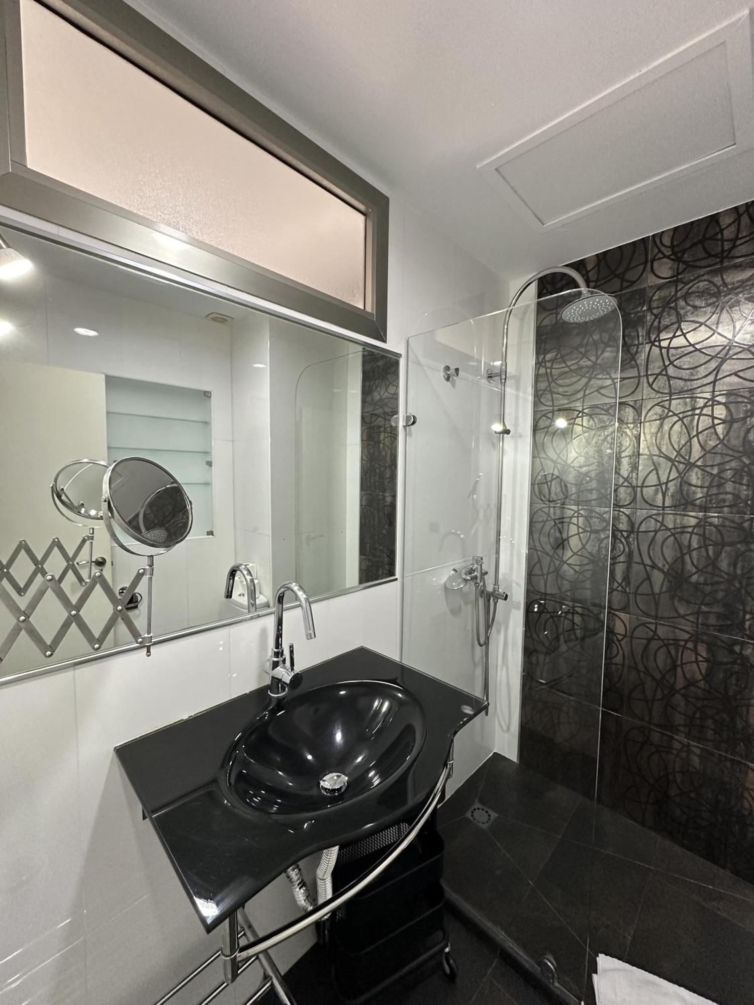 Apartmán Atico Plaza Bailen Malaga Centro Exteriér fotografie
